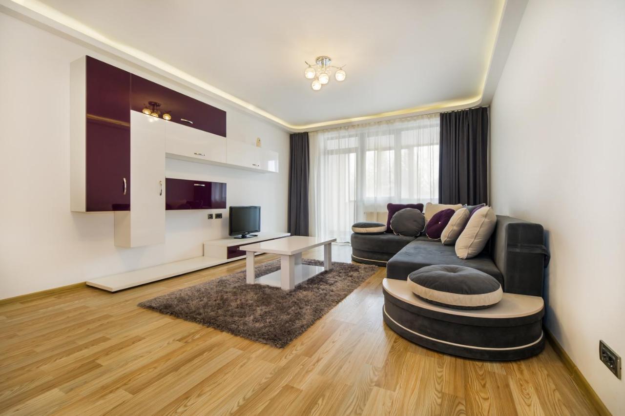 Relax Apartment Coresi Mall Брашов Екстер'єр фото